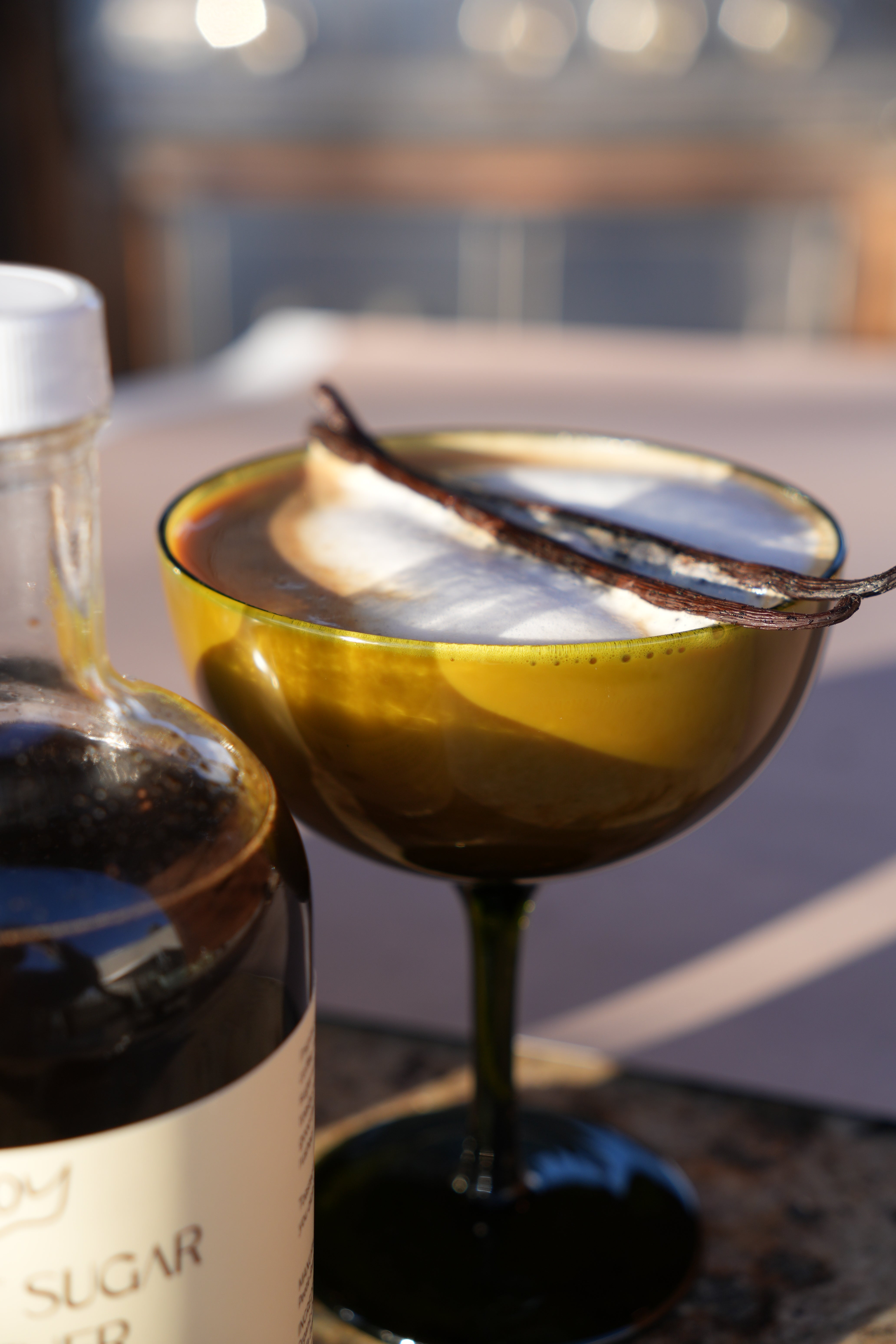 Sappy toasted vanilla bean latte with toasted vanilla bean coconut sugar sweetener 